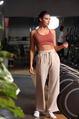 High Impact Sports Bra for Women – Wireless, Moisture-Wicking &amp; Breathable Workout Top